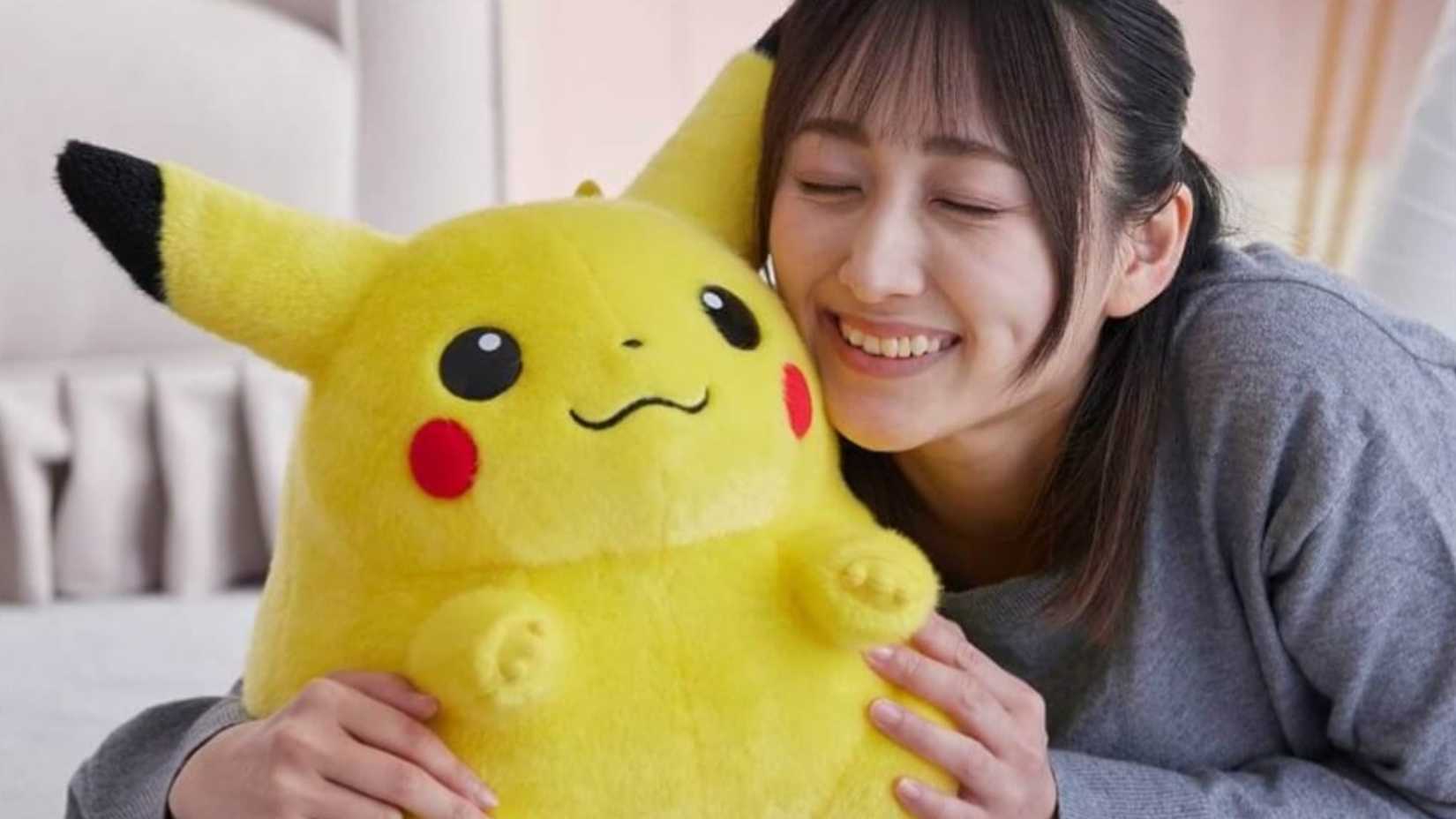 Pikachu “raiz” ganha pelúcia em tamanho real para comemorar 30 anos de Pokémon - Imagem do artigo original