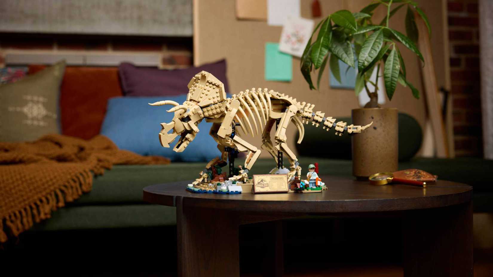 Lego amplia linha Jurassic World com esqueleto de Triceratops - Imagem do artigo original