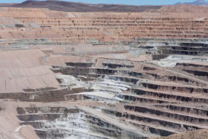 Novo mapa revela impactos do lítio e de materiais emergentes na natureza