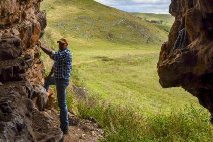 Pesquisadores descobrem 25 mil anos de rituais aborígenes na Caverna de Cloggs