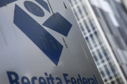 Receita Federal amplia prazos para destaque de tributos da reforma