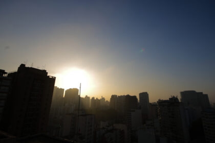 São Paulo esquenta: sol forte antes da chegada de frente fria