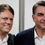 Tarcísio reafirma confiança nas urnas após críticas de Flávio Bolsonaro