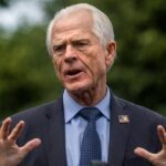Tribunal confirma condenação de ex-conselheiro de Trump por desacato ao Congresso