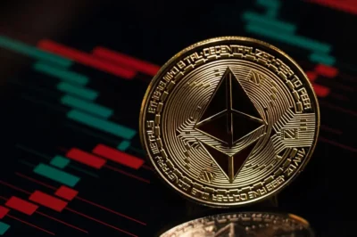 ETFs impulsionam Ethereum acima de US$ 2.400; cripto mira US$ 2.500