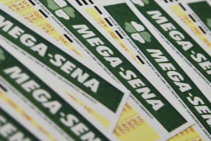 Prêmio da Mega-Sena sobe a R$ 165 milhões após concurso sem vencedores