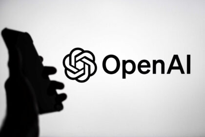 Saída de executivos da OpenAI intensifica pressão antes do IPO