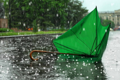 Tempestades avançam no Sul: risco de granizo e rajadas no RS