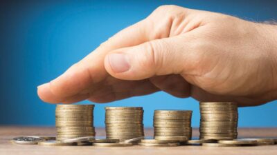 Banco da Inglaterra mantém juro em 3,75% e alerta para inflação acima de 4%