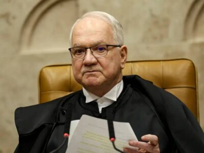 Dino questiona Fachin por assumir relatorias e pede redistribuição dos processos