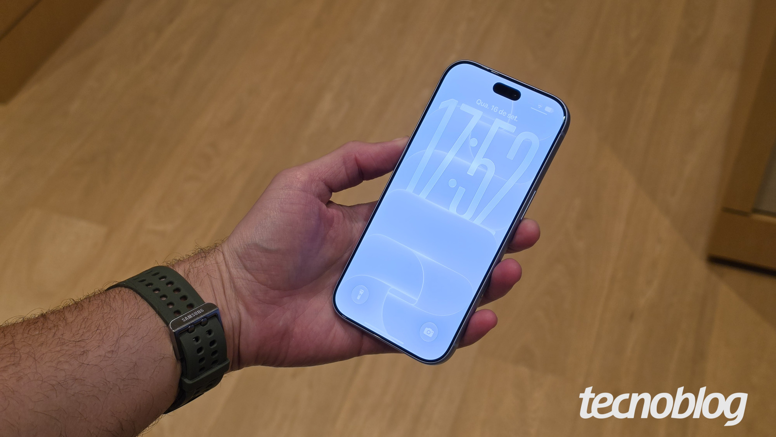 Erro no Face ID faz iPhone 18 Pro e Pro Max travar e reiniciar