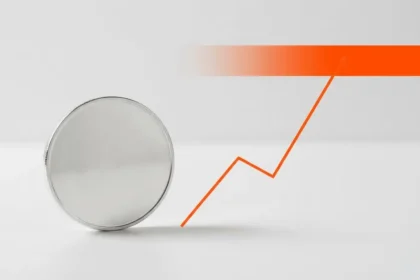Litecoin dispara 40% no mês; RSI alerta risco de correção
