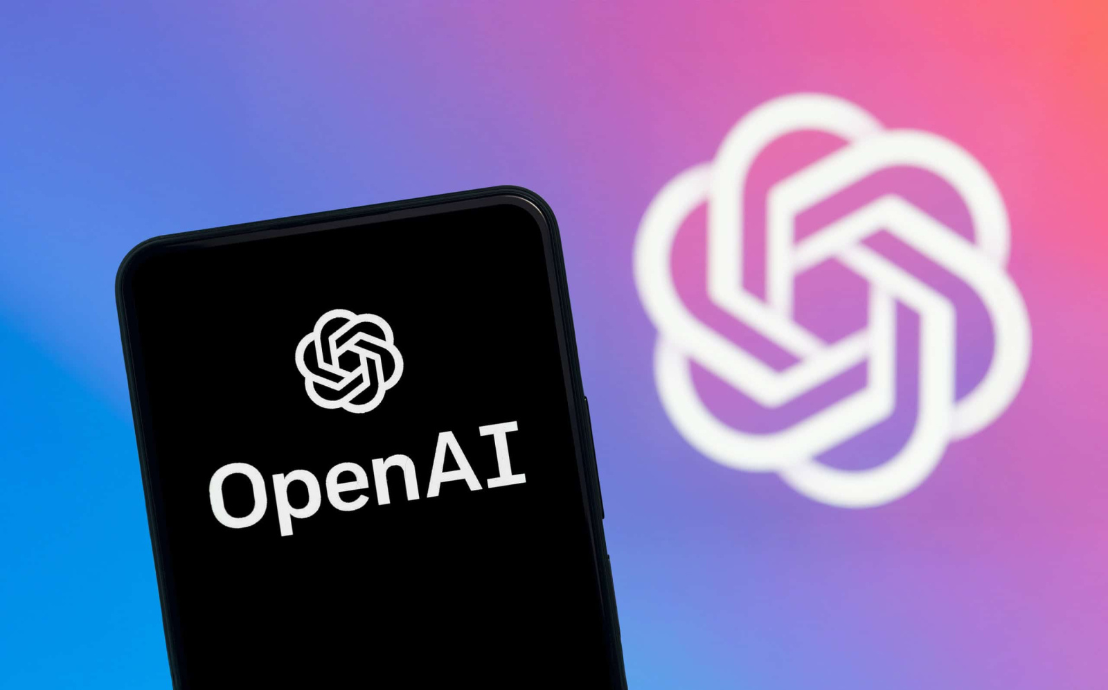 Nova técnica no Astra dificulta monitoramento de raciocínios da OpenAI