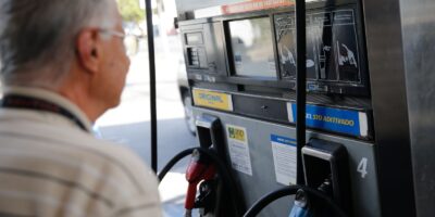 Governo prorroga subvenção de R$2,12 ao diesel por 30 dias