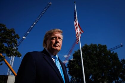 Trump investiga diretora do Fed e convoca audiência na Casa Branca